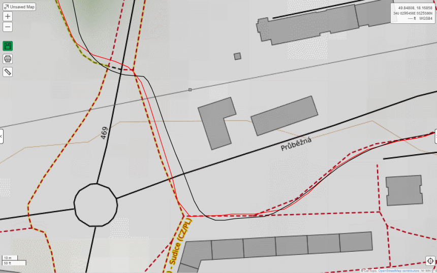 Coros – černá, Garmin – červená